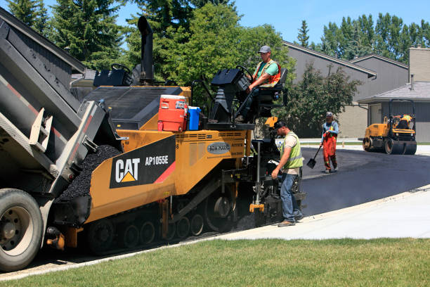 Best Asphalt Driveway Pavers in Fairview Park, IN